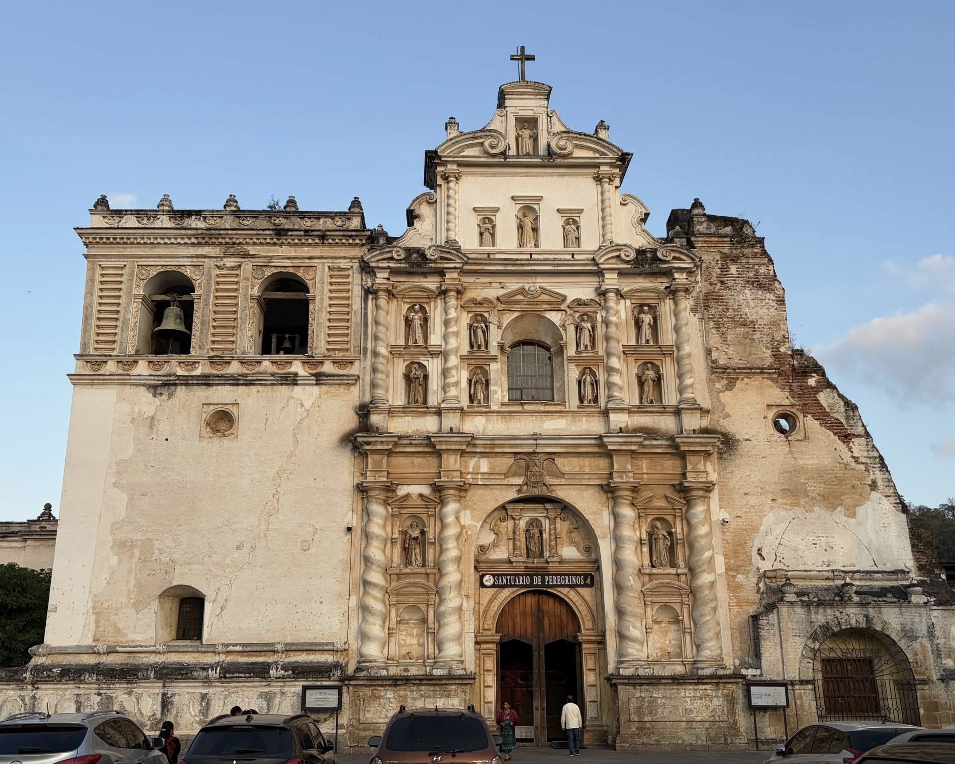Blue sky cloudy outdoor arch structure car